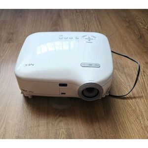 NEC VT47 VGA Home Cinema Projector Tested W/ Power Cord 79% Lamp Hours